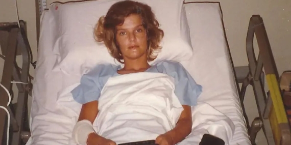 Uçak Kazasından Sağ Çıkıp Ormanda Sekiz Gün Hayatta Kaldı: “Hayatın En Karanlık Anında Güzelliği Buldum”