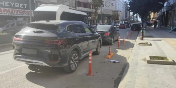 Van’da ‘Park Yasaktır’ Dubaları Sürücüleri Durduramadı