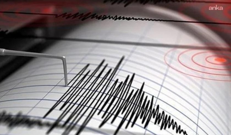 Balıkesir Sındırgı’da 4.9 Büyüklüğünde Deprem: İstanbul ve Çevre İllerde Hissedildi