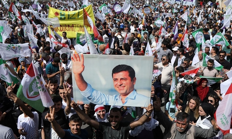 Adalet Bakanı Tunç: “Demirtaş kararı mahkemenin önünde, hep beraber bekleyeceğiz”