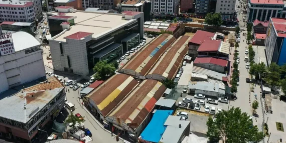 Van’ın Mısır Çarşısı çürüyor: 207 dükkândan 20’si kaldı