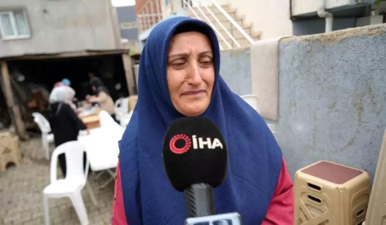 Kocaeli’de Parfüm Tesisinde Yangın: 6 İşçi Hayatını Kaybetti, Sağ Kalan Ayten Aras “Sigorta Yoktu, Allah Beni Çocuklarıma Bağışladı” Dedi