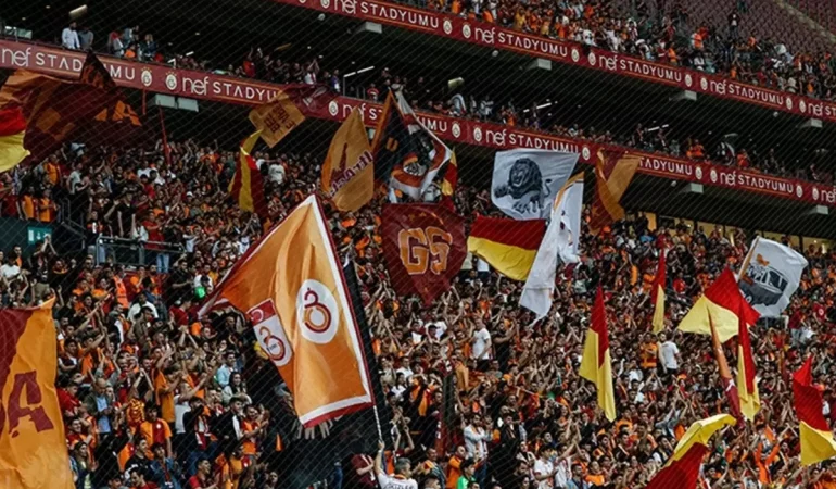 Galatasaray ve Roma, 19 yaşındaki savunma yıldızı Mertcan Ayhan için karşı karşıya