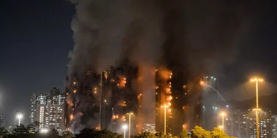 31 KATLI BİNADA YANGIN