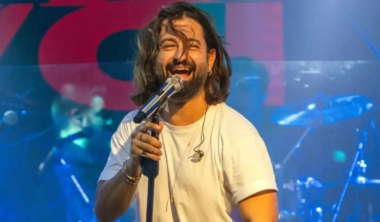 Koray Avcı İstanbul’u Bıraktı, Göcek’te Karpuz Tezgâhı Açtı