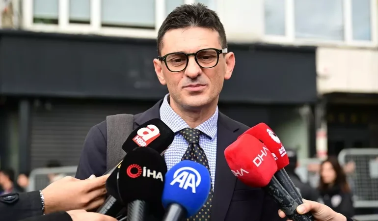 papa-14-leo-ahmet-minguzzi-nin-babasi-andrea-2-19307237_amp