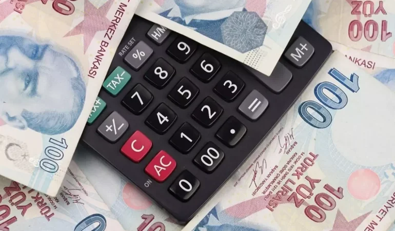 2026 asgari ücret için iki farklı senaryo: En düşük 26.524 TL, en yüksek 28.735 TL