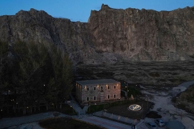 van-hor-hor-cami-van