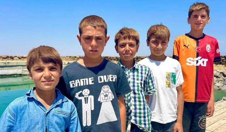 Van’da kış aylarının gelmesiyle sarı saçlı çocukların sayısı azaldı! Bu fotoğraftan eser kalmadı – Gazete Vatan