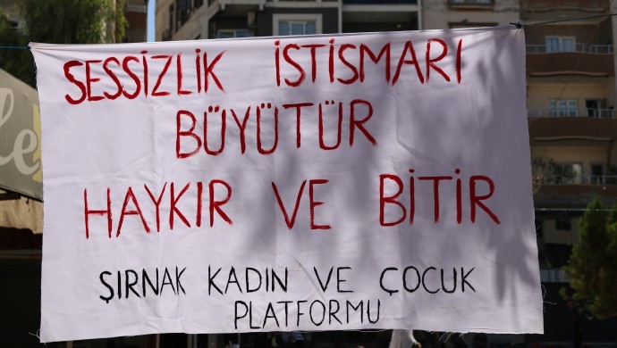 Öğretmen Hakkında Cinsel Taciz İddiası: Gözaltına Alındı