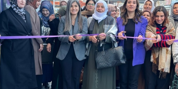Çaldıran’da (Ebex) Sima Semend Kadın Eserleri Kütüphanesi açıldı