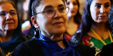 bursaspor-taraftarindan-leyla-zanaya-kufurlu-tezahurat