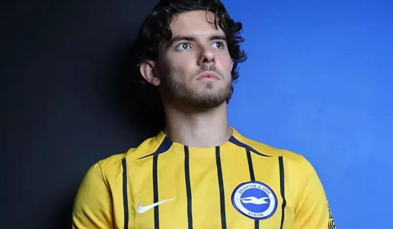 İngiltere’de Ferdi Kadıoğlu Fırtınası: Üst Üste Üçüncü Kez Maçın Adamı