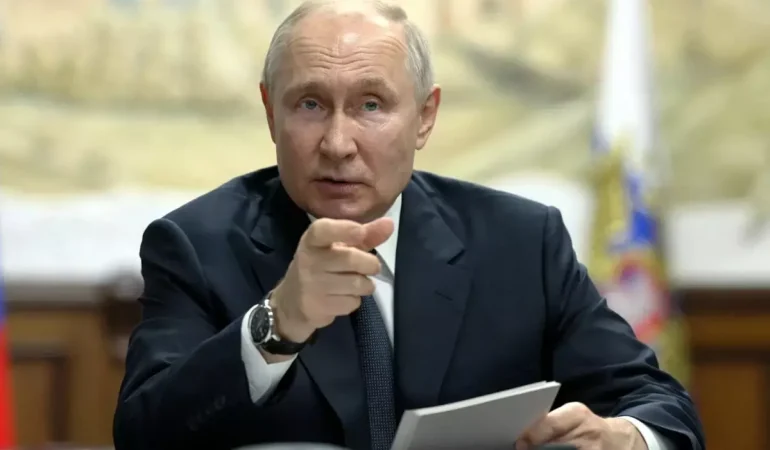 Putin: “Ukrayna gemilerine yönelik saldırıları artıracağız; Avrupa savaş istiyorsa hazırız”