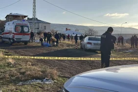 silahli-kavgada-baba-oldu-oglu-ve-yegeni-19365268_9035_amp